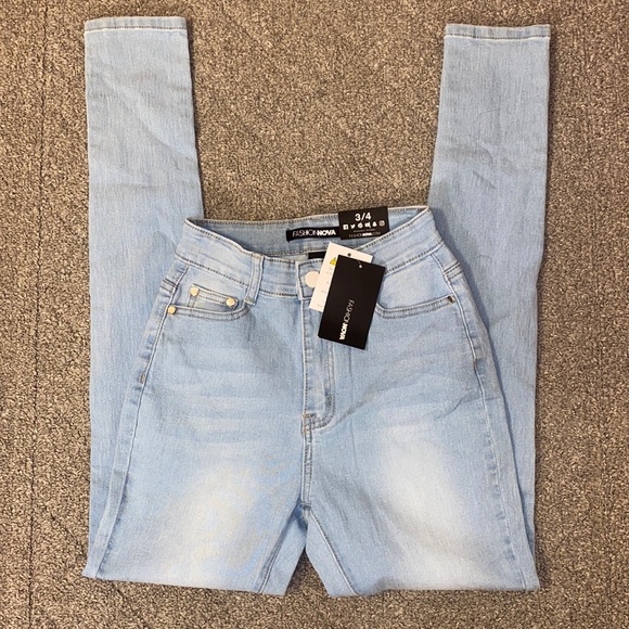 Fashion Nova Denim - Fashion Nova Sedona High Rise Light Blue Skinny Jeans